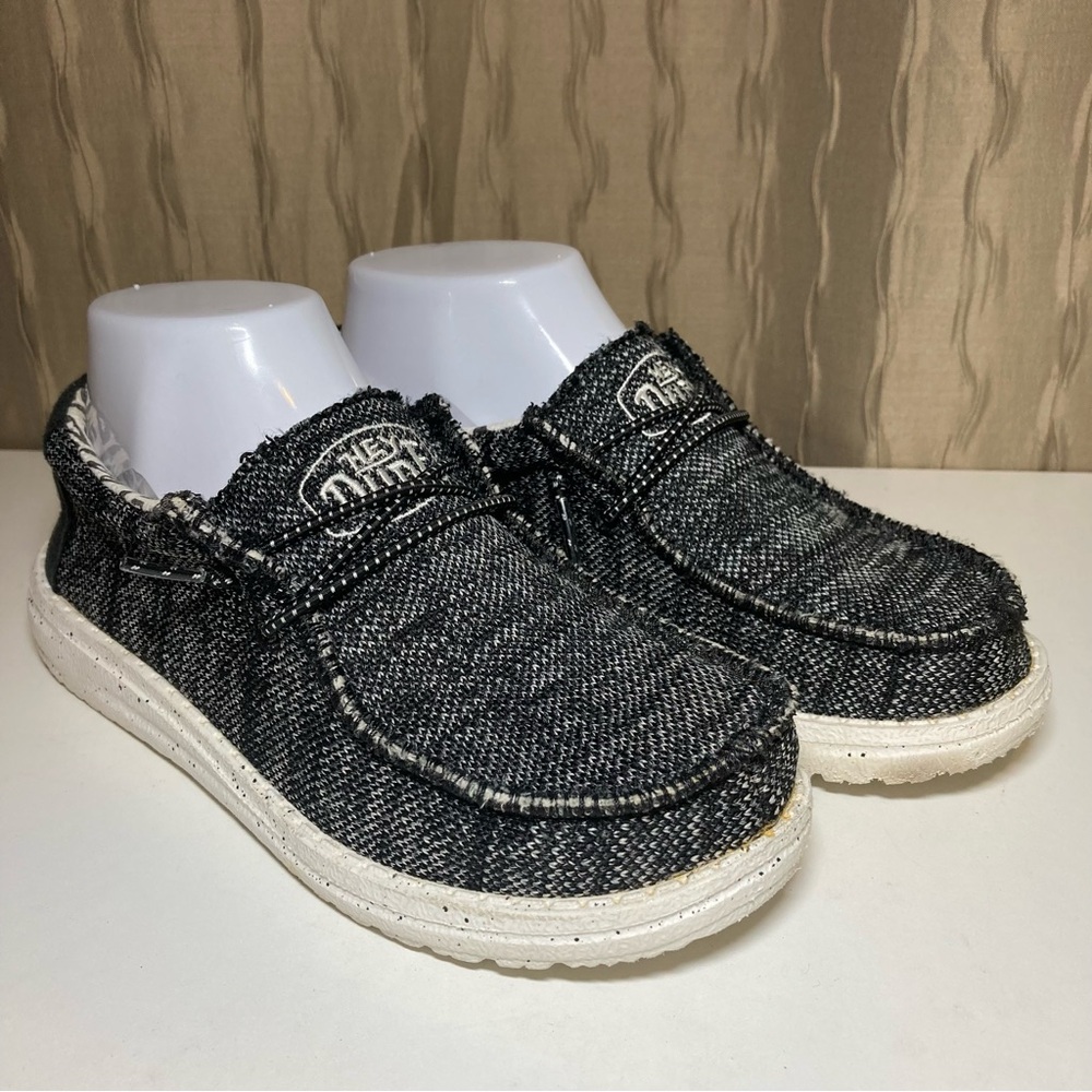 Hey Dude Wally Sox Skater Youth 3 Women's 4 Black Slip On Sneaker Bungee Lace